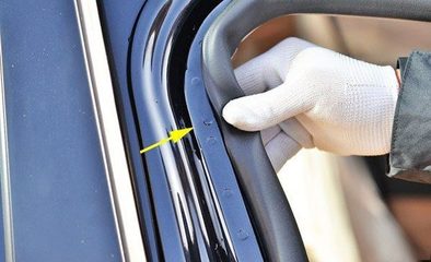 朋友貪圖便宜買了這輛寶馬730LI竟然換過車頂 來一起揭開這個陷井