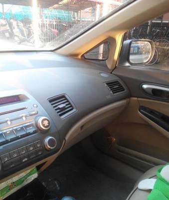 本田思域1.8L 代步優選，車況扎實，掛漆待整